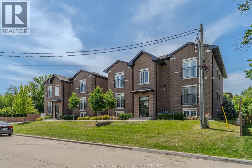 233 Watson Avenue Unit# 101, Windsor, Ontario N8S 3R8 - Photo 2 - 26013930