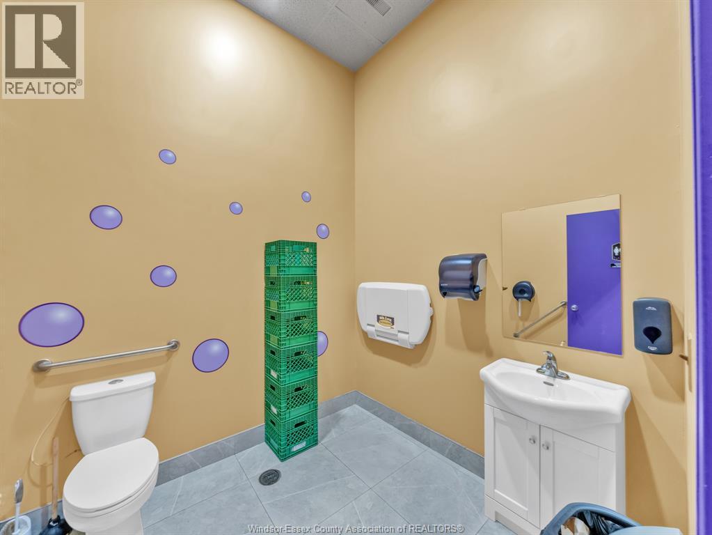 1555 Talbot Road Unit# 405, Lasalle, Ontario  N9H 2N2 - Photo 19 - 26012125