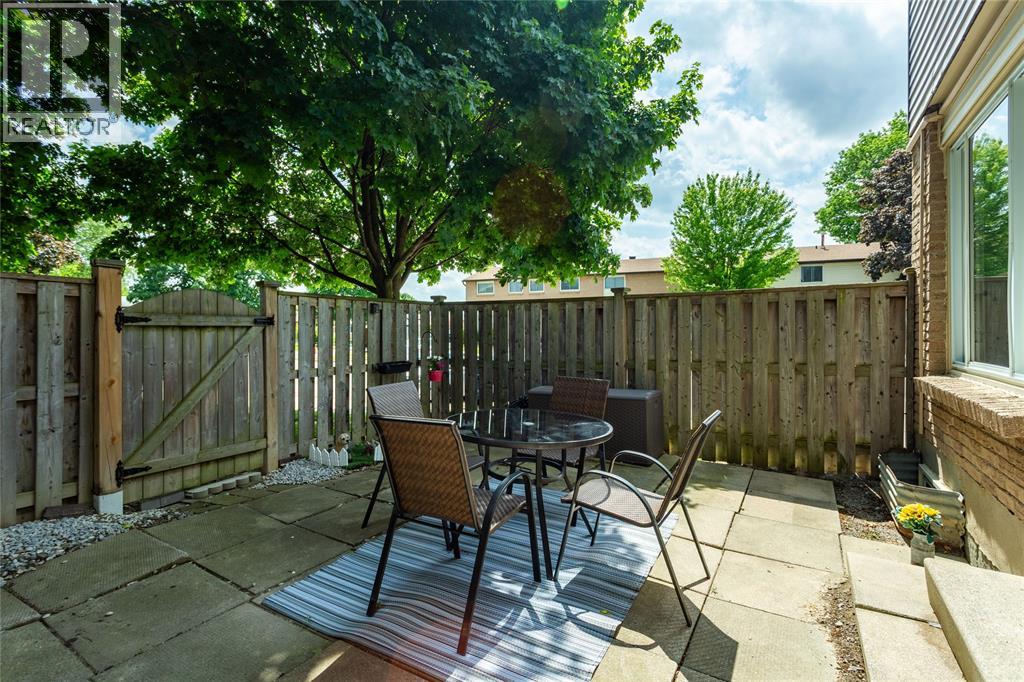 215 Trudeau Drive Unit# 76, Sarnia, Ontario  N7S 4T5 - Photo 25 - 26013932