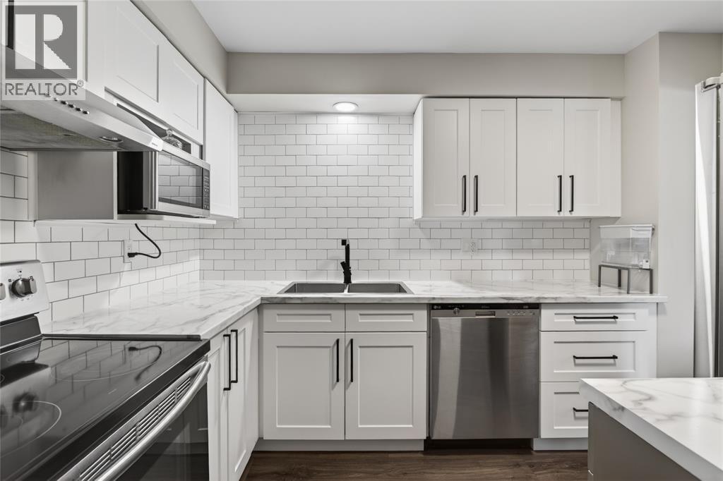 215 Trudeau Drive Unit# 76, Sarnia, Ontario  N7S 4T5 - Photo 6 - 26013932