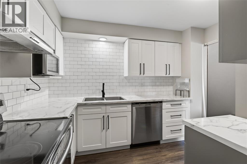 215 Trudeau Drive Unit# 76, Sarnia, Ontario  N7S 4T5 - Photo 9 - 26013891