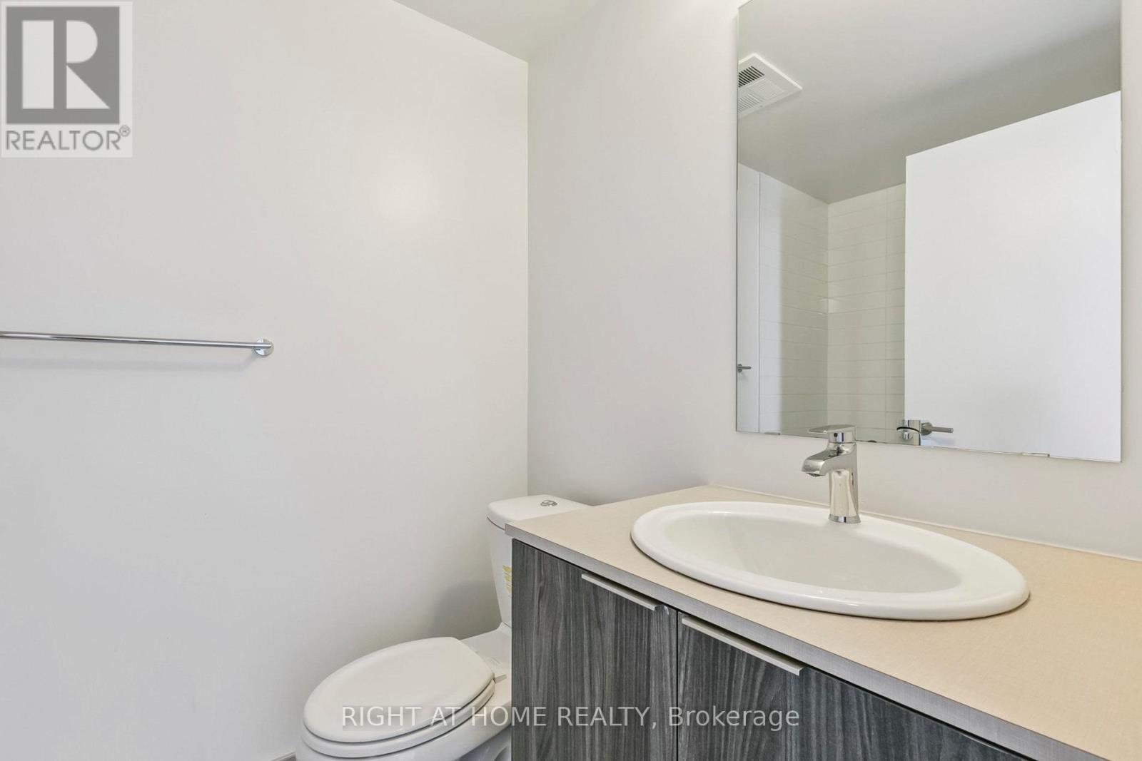 5408 - 11 Wellesley St W Avenue, Toronto, Ontario  M4Y 1E8 - Photo 31 - C13418232