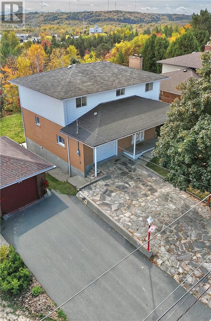 781 Grandview, Sudbury, Ontario  P3A 4Z8 - Photo 5 - 2128521