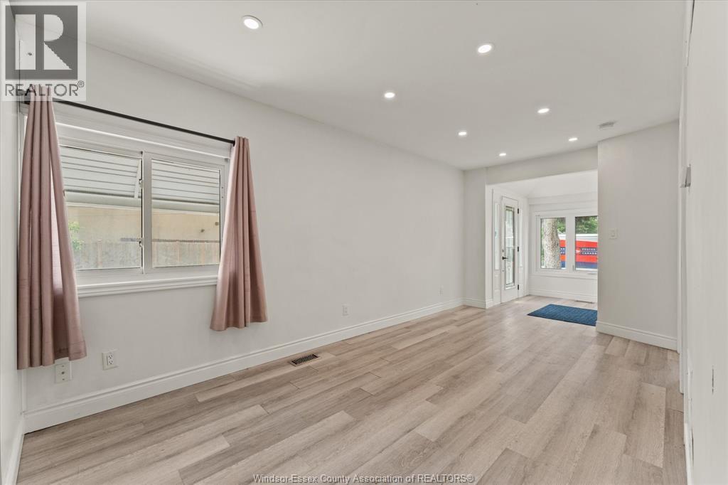 972 Wellington Avenue Unit# Main, Windsor, Ontario N9A 5J8 - Photo 8 - 26013904