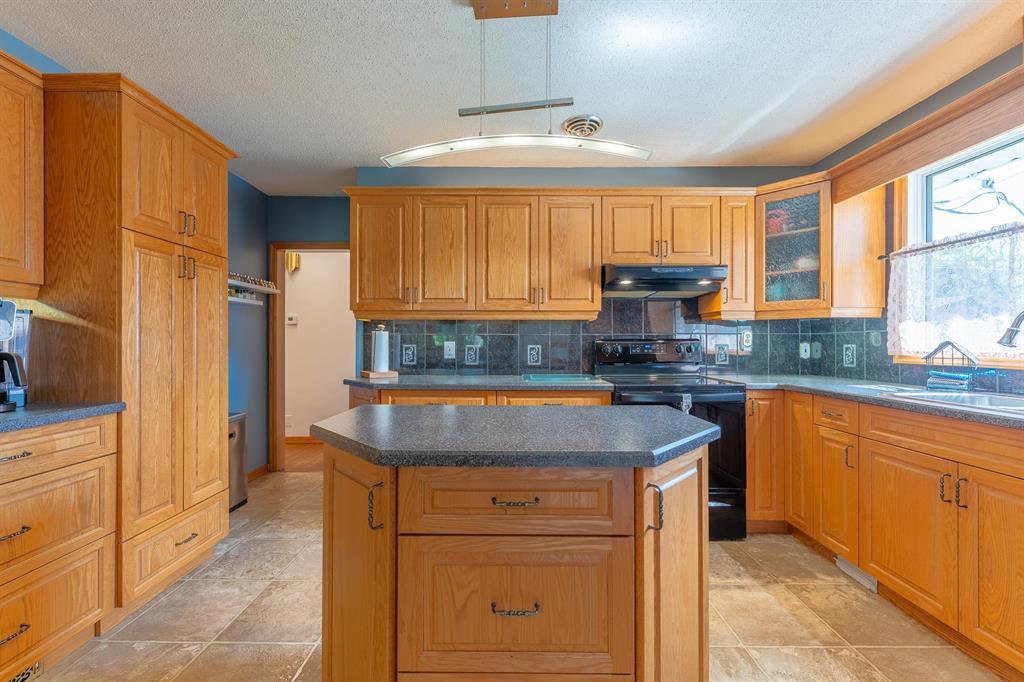 7 Durness Bay, Winnipeg, Manitoba R2K 2V6 - Photo 9 - 202613296