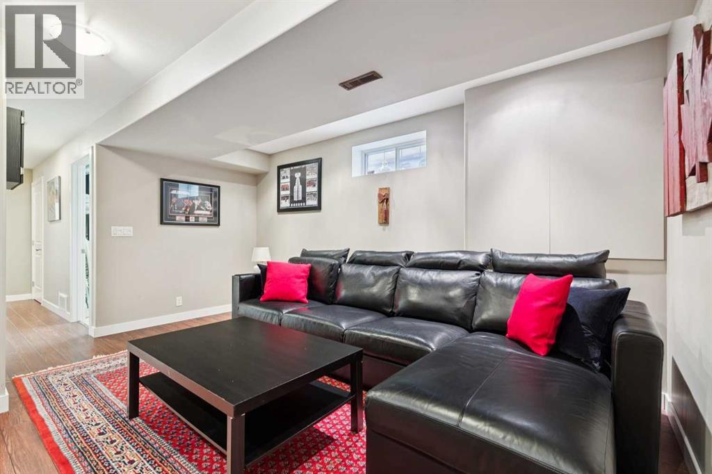 2405 26 Street SW, Calgary, Alberta  T3E 2A6 - Photo 32 - A2320232