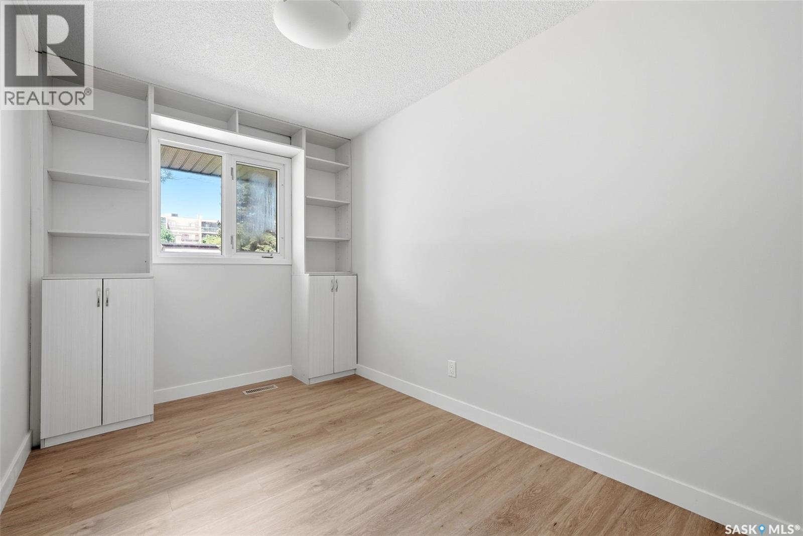 58 Bird Bay, Regina, Saskatchewan  S4N 1P9 - Photo 14 - SK039239