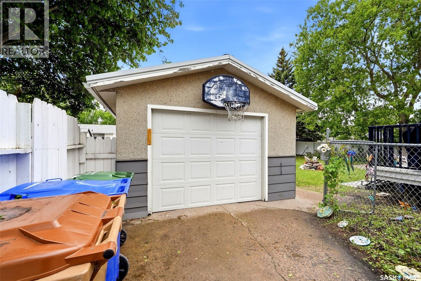 59 Elmview Road, Regina, Saskatchewan  S4R 0B4 - Photo 26 - SK039169