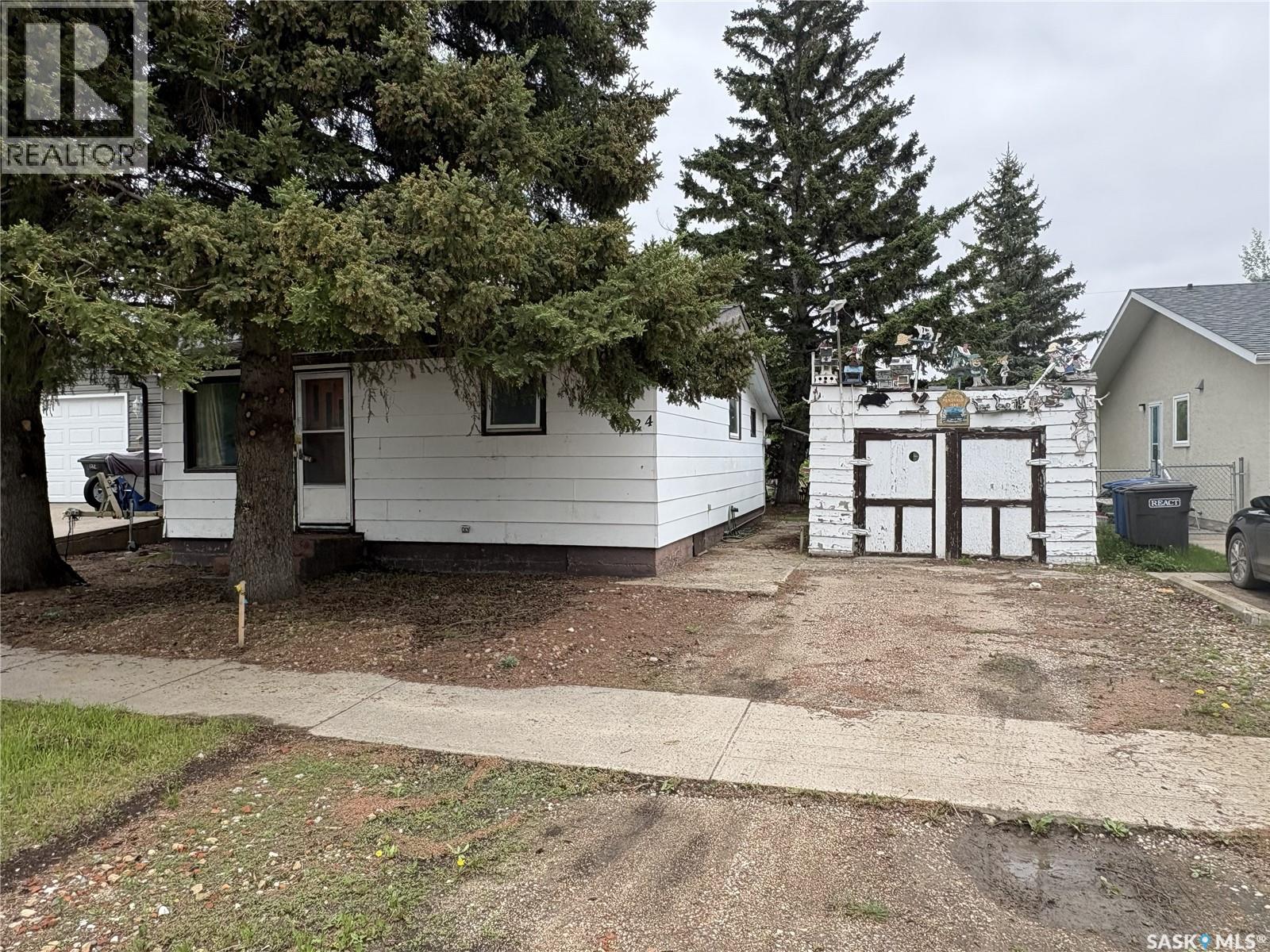 124 10th Street, Humboldt, Saskatchewan  S0K 2A0 - Photo 2 - SK039159
