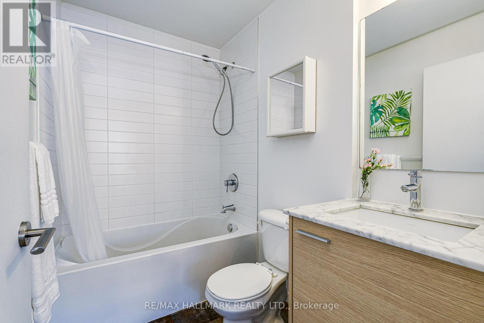 203 - 549 King Street E, Toronto, Ontario  M5A 1M4 - Photo 27 - C13437322