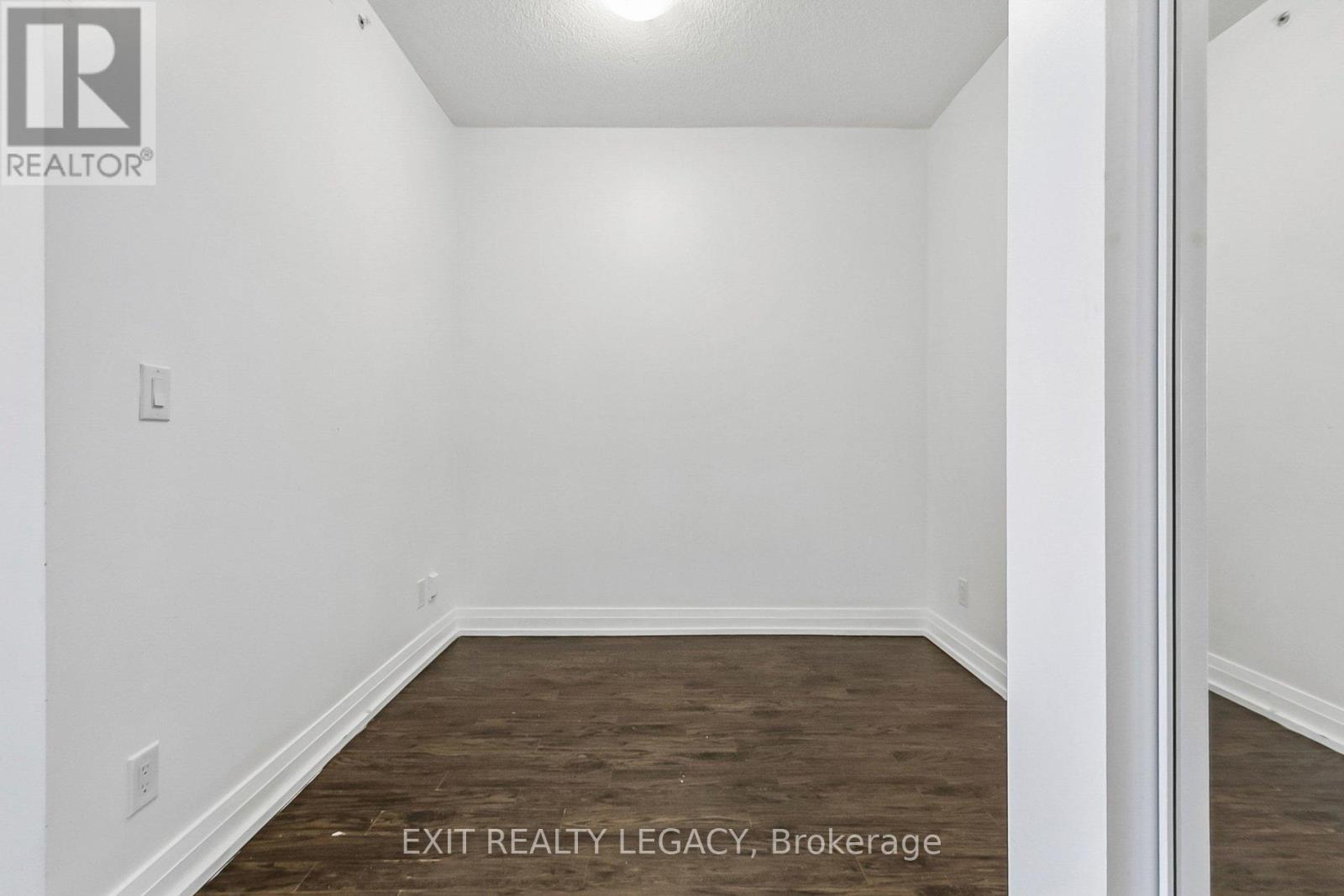 710 - 7167 Yonge Street, Markham, Ontario  L3T 0E1 - Photo 37 - N13437290