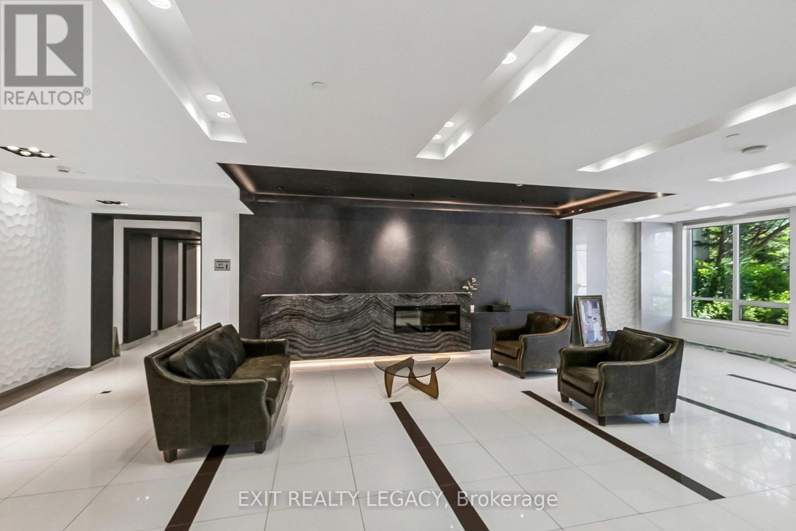 710 - 7167 Yonge Street, Markham, Ontario  L3T 0E1 - Photo 4 - N13437290