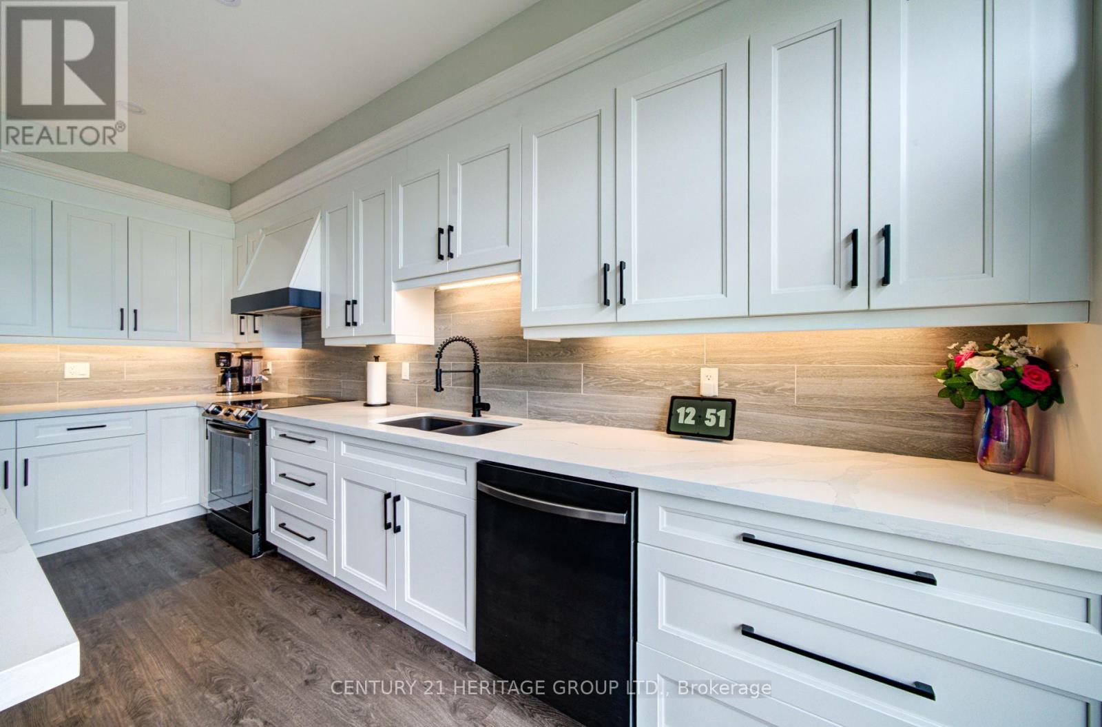 1167 Laurand Street, Innisfil, Ontario  L9S 4Z7 - Photo 12 - N13437298