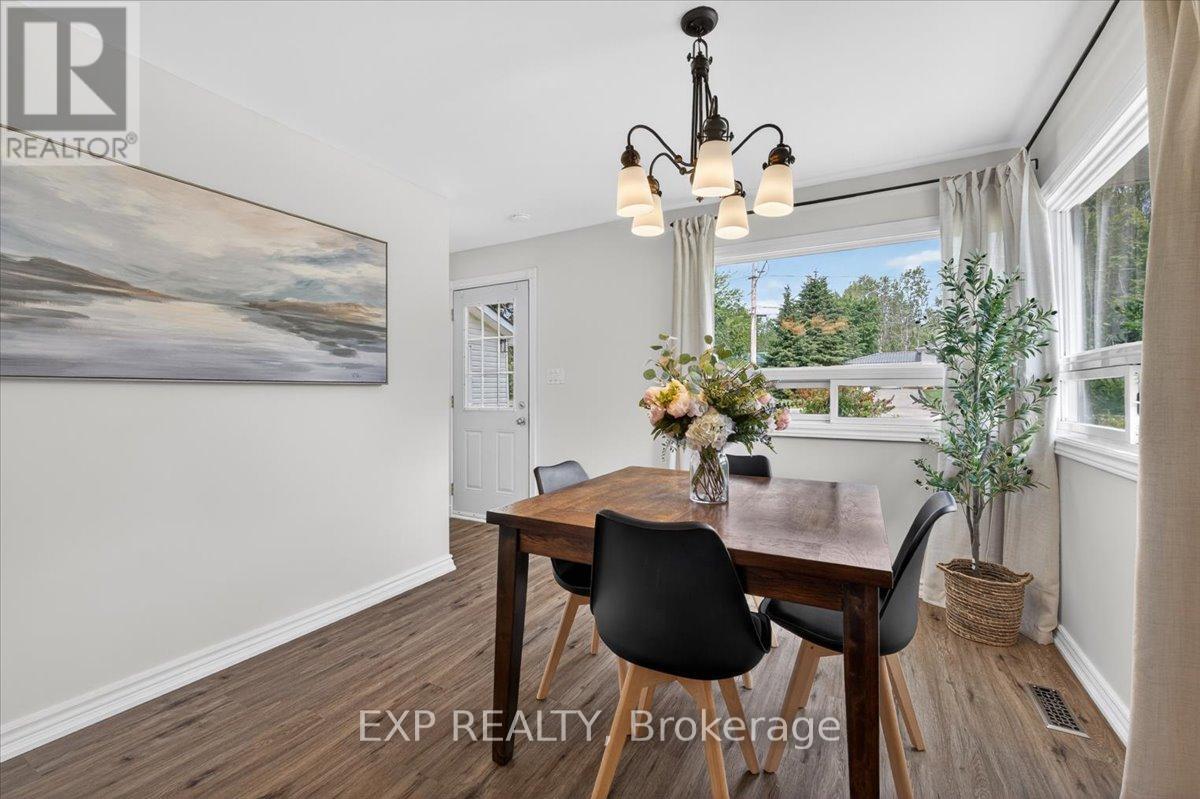 1104 Ferrier Avenue, Innisfil, Ontario  L0L 1W0 - Photo 19 - N13437358