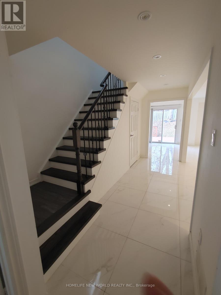 50 Michener Crescent, Markham, Ontario  L3P 6Z4 - Photo 5 - N13437366