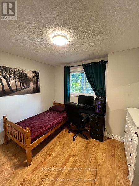 (Main Floor) - 972 Krista Court, Newmarket, Ontario  L3Y 7E8 - Photo 10 - N13437398