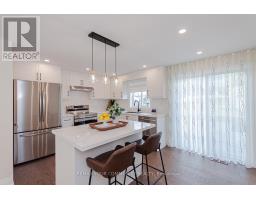 5 SELKIRK CRESCENT, Barrie, Ontario