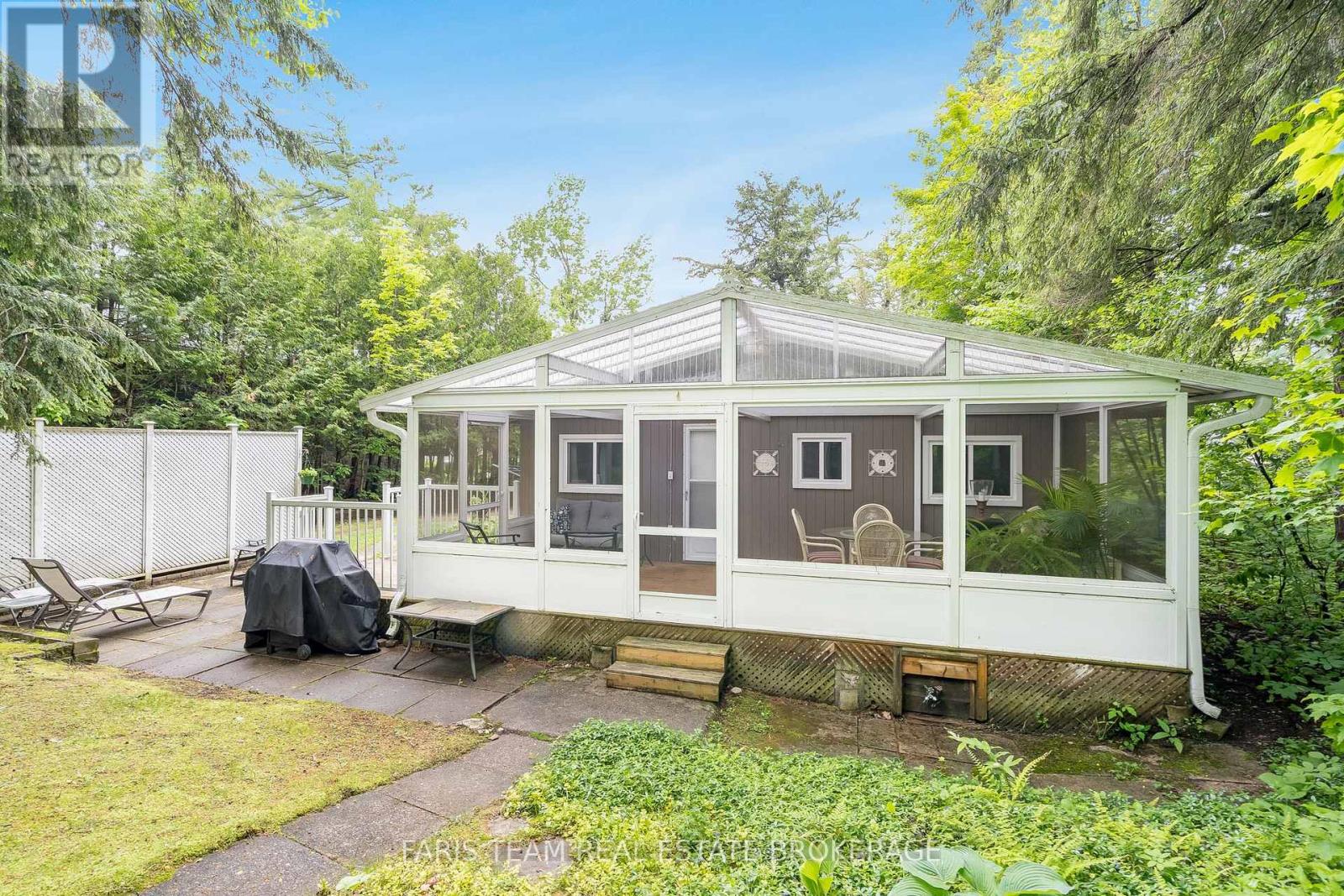 21 East Beach Road, Tiny, Ontario  L9M 0M6 - Photo 26 - S13437400