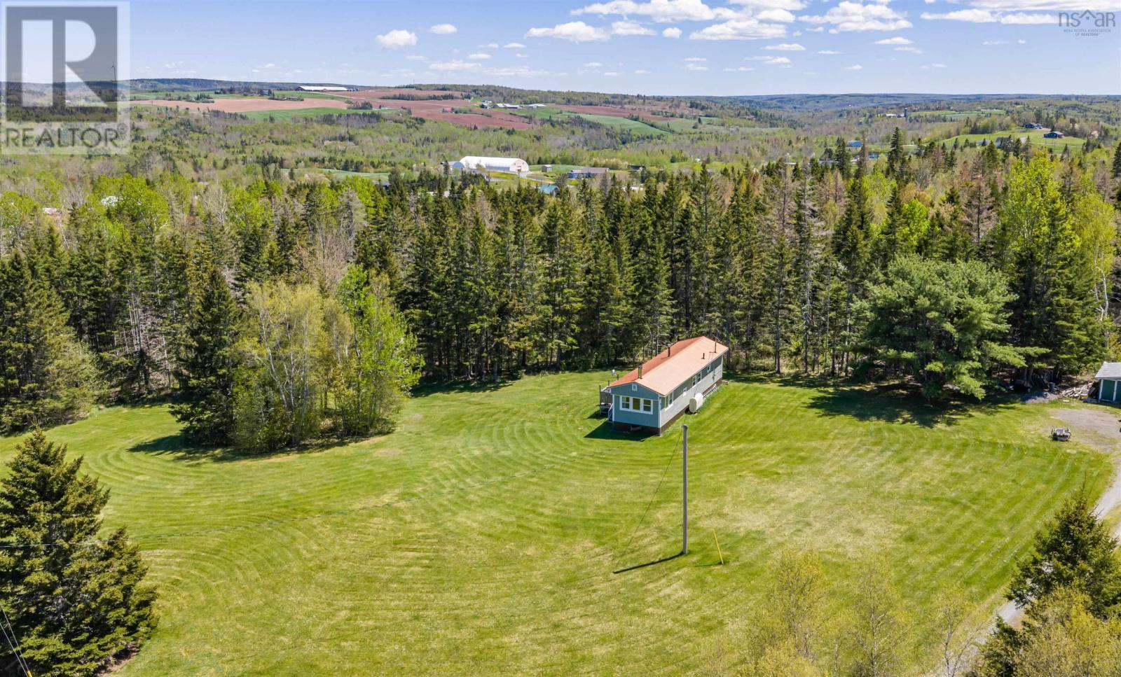 71 Hummingbird Lane, Riverton, Nova Scotia  B0K 1S0 - Photo 6 - 202613649