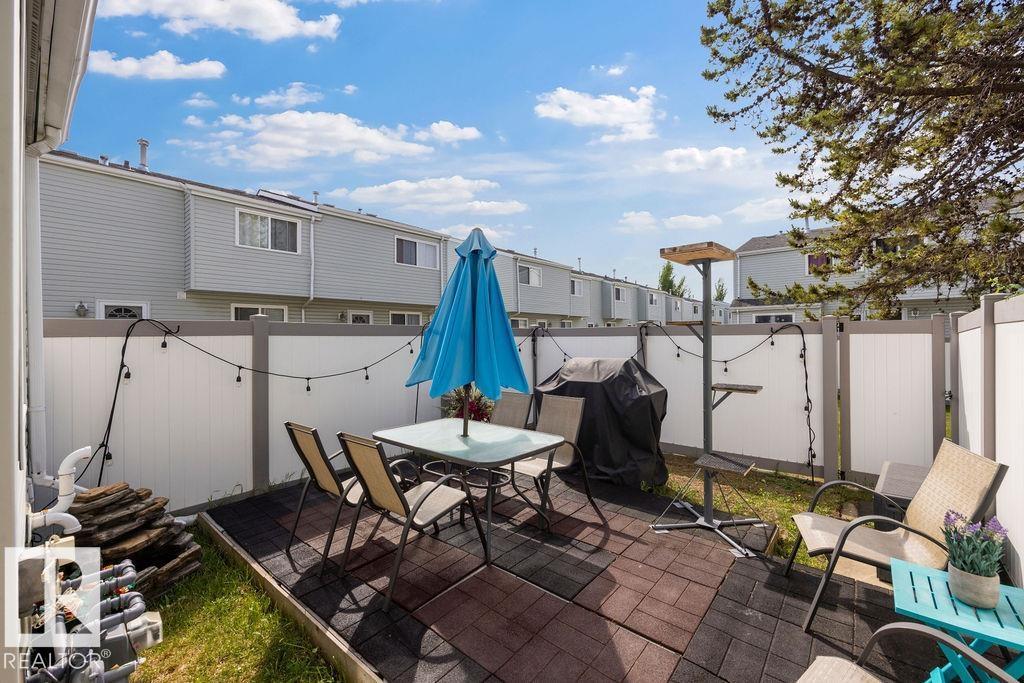 243 Dickinsfield Ct Nw, Edmonton, Alberta T5E 5V8 - Photo 12 - E4493255