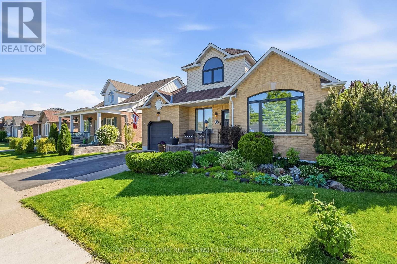 37 WATERBURY CRESCENT, Scugog, Ontario