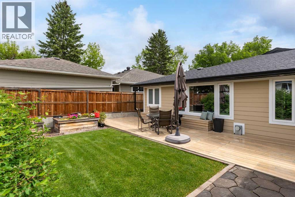 27 Westview Drive Sw, Calgary, Alberta  T3C 2R8 - Photo 41 - A2320004