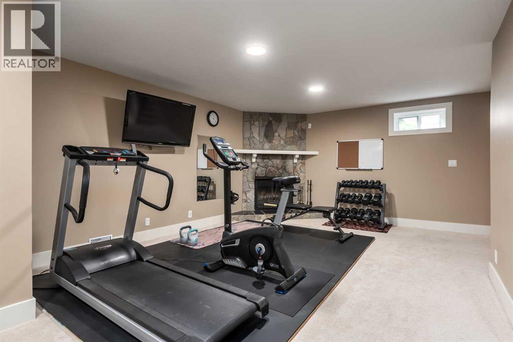 27 Westview Drive Sw, Calgary, Alberta  T3C 2R8 - Photo 28 - A2320004