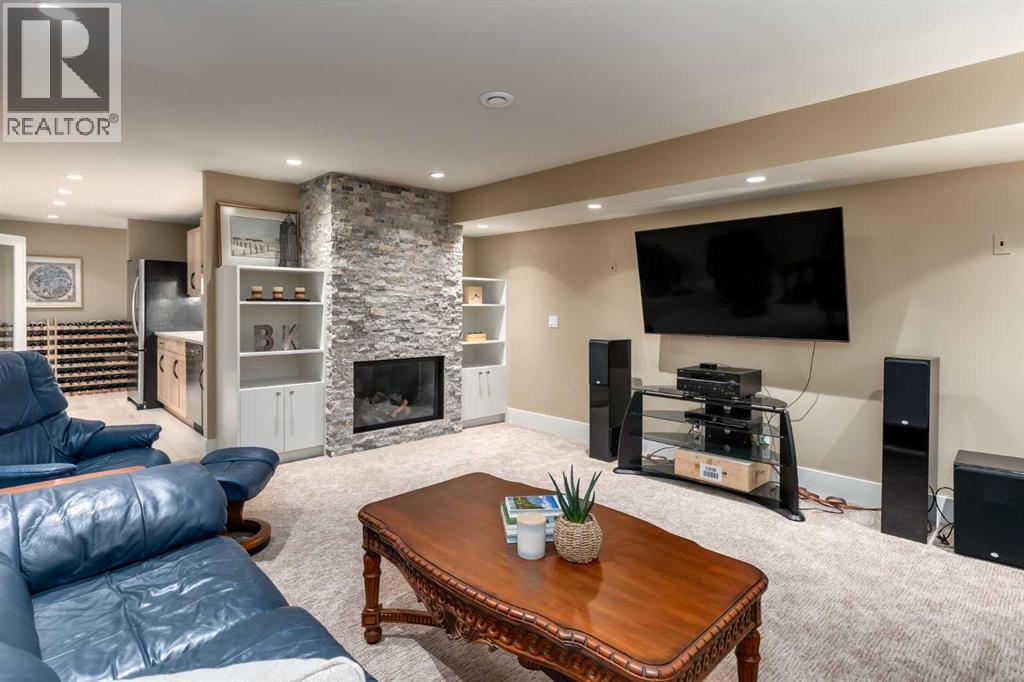 27 Westview Drive Sw, Calgary, Alberta  T3C 2R8 - Photo 35 - A2320004