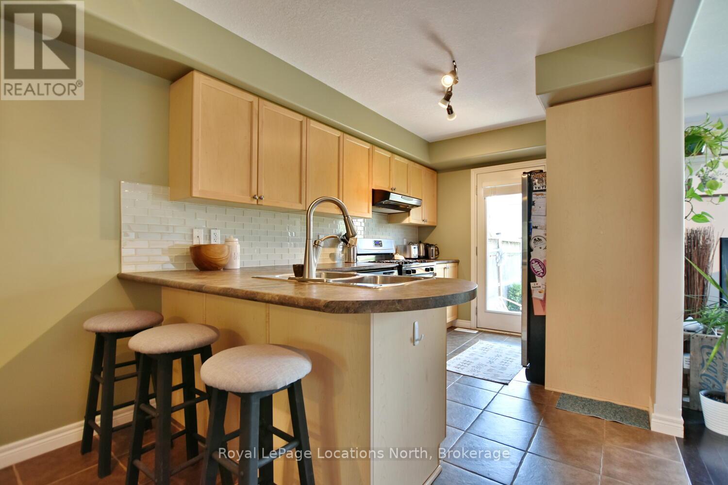 48 Barr Street, Collingwood, Ontario  L9Y 0E6 - Photo 13 - S13419816