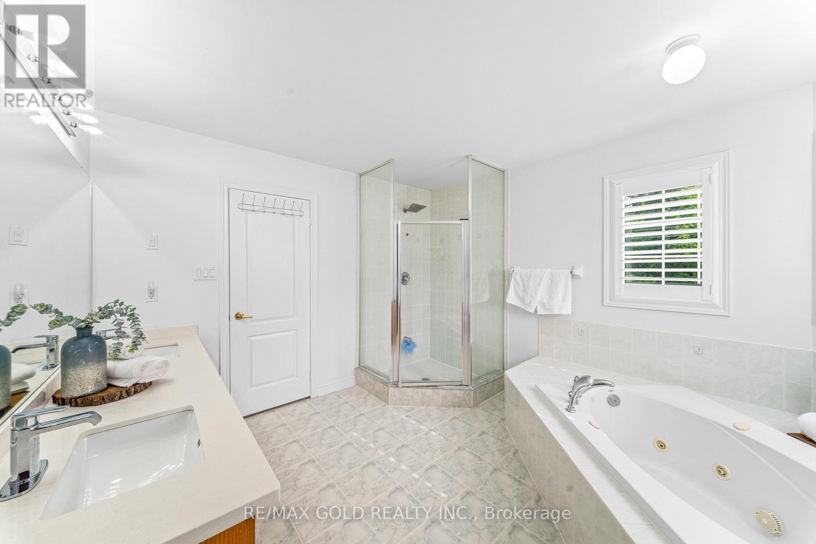 14 Stingray Court, Brampton, Ontario  L6V 4R1 - Photo 24 - W13437232