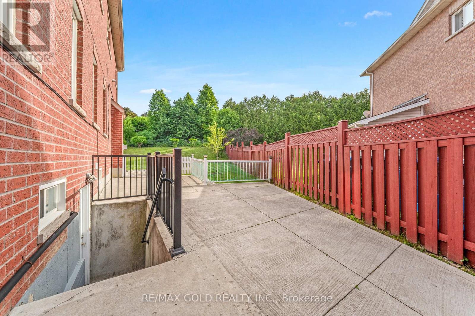 14 Stingray Court, Brampton, Ontario  L6V 4R1 - Photo 41 - W13437232
