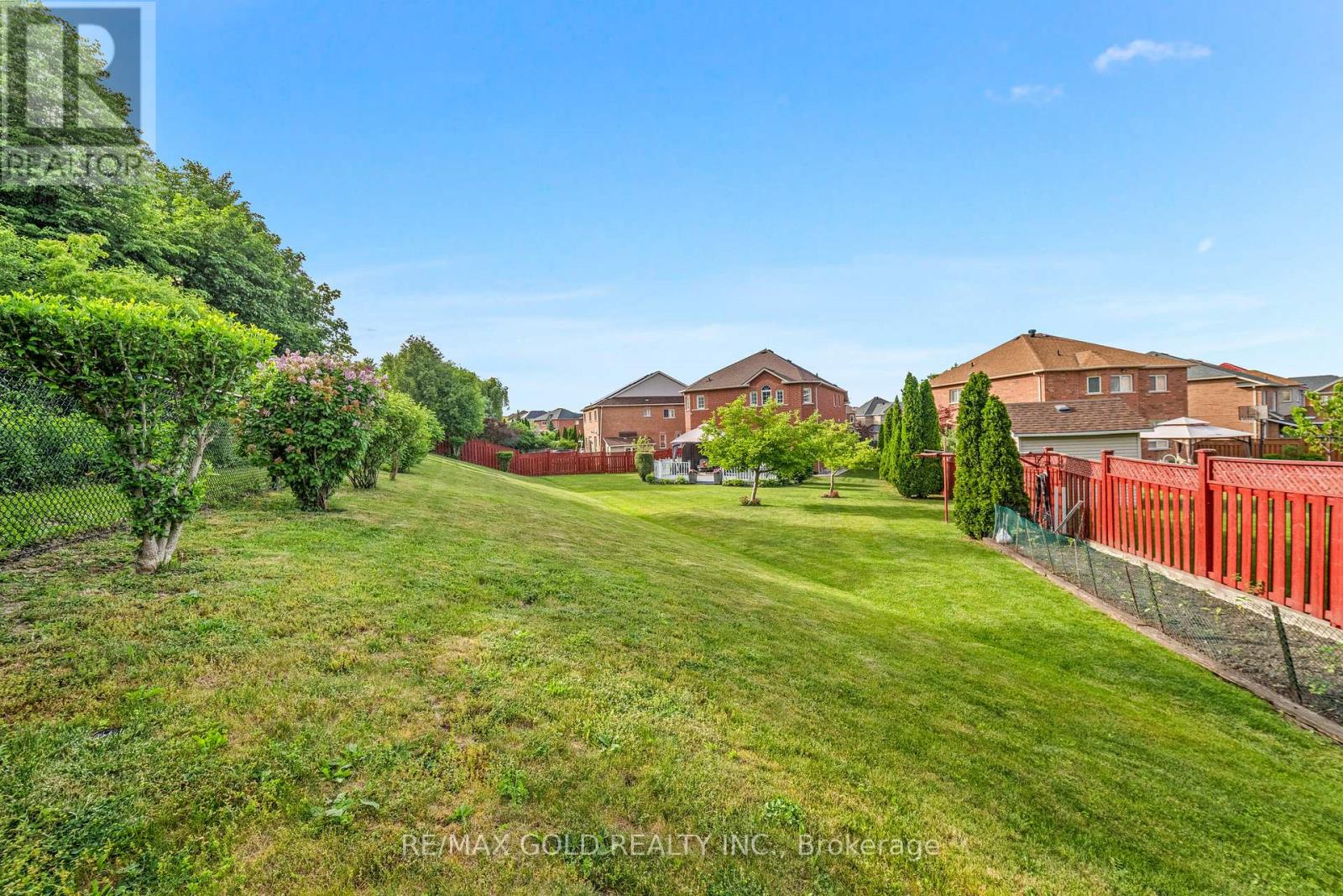 14 Stingray Court, Brampton, Ontario  L6V 4R1 - Photo 45 - W13437232