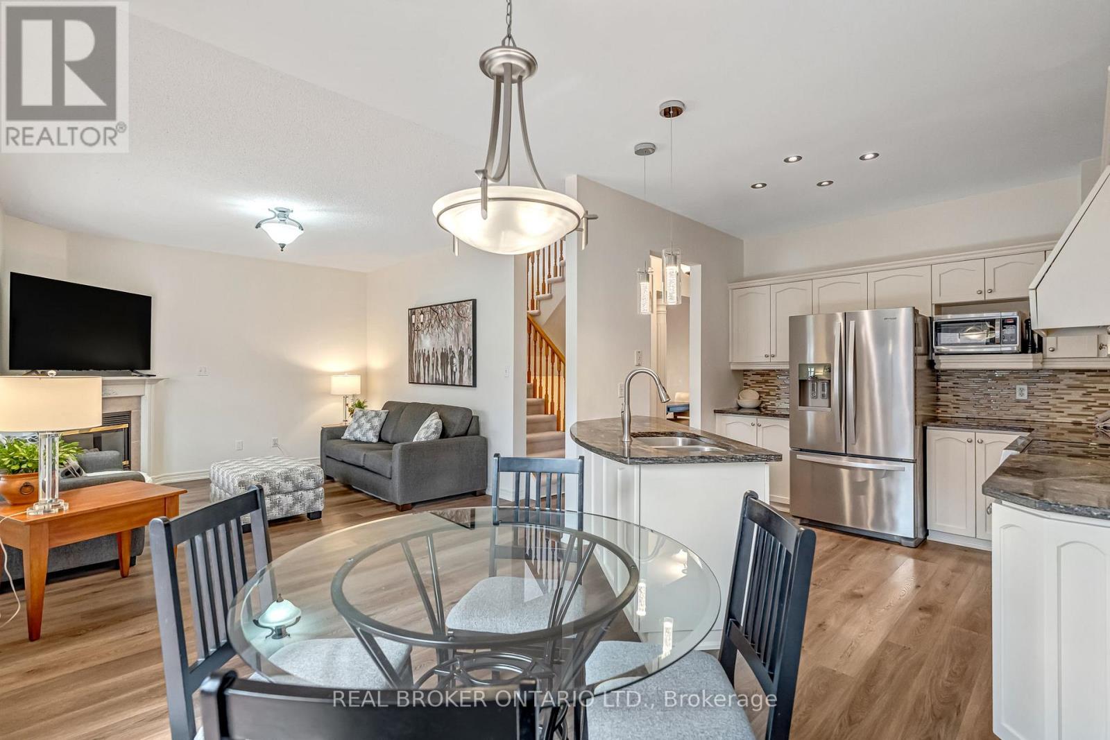 2423 Valley Heights Crescent, Oakville, Ontario  L6H 6X2 - Photo 16 - W13437264