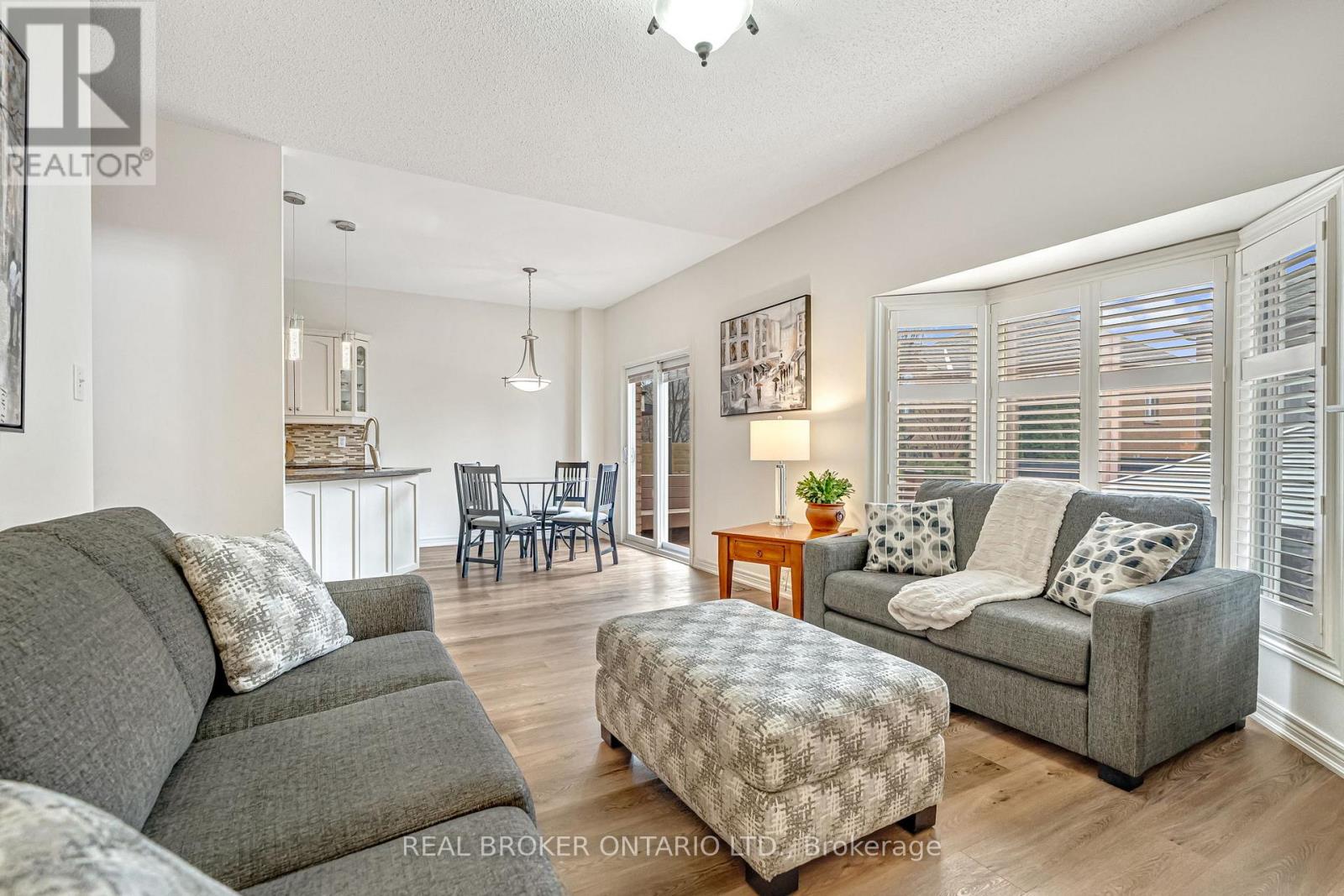 2423 Valley Heights Crescent, Oakville, Ontario  L6H 6X2 - Photo 18 - W13437264