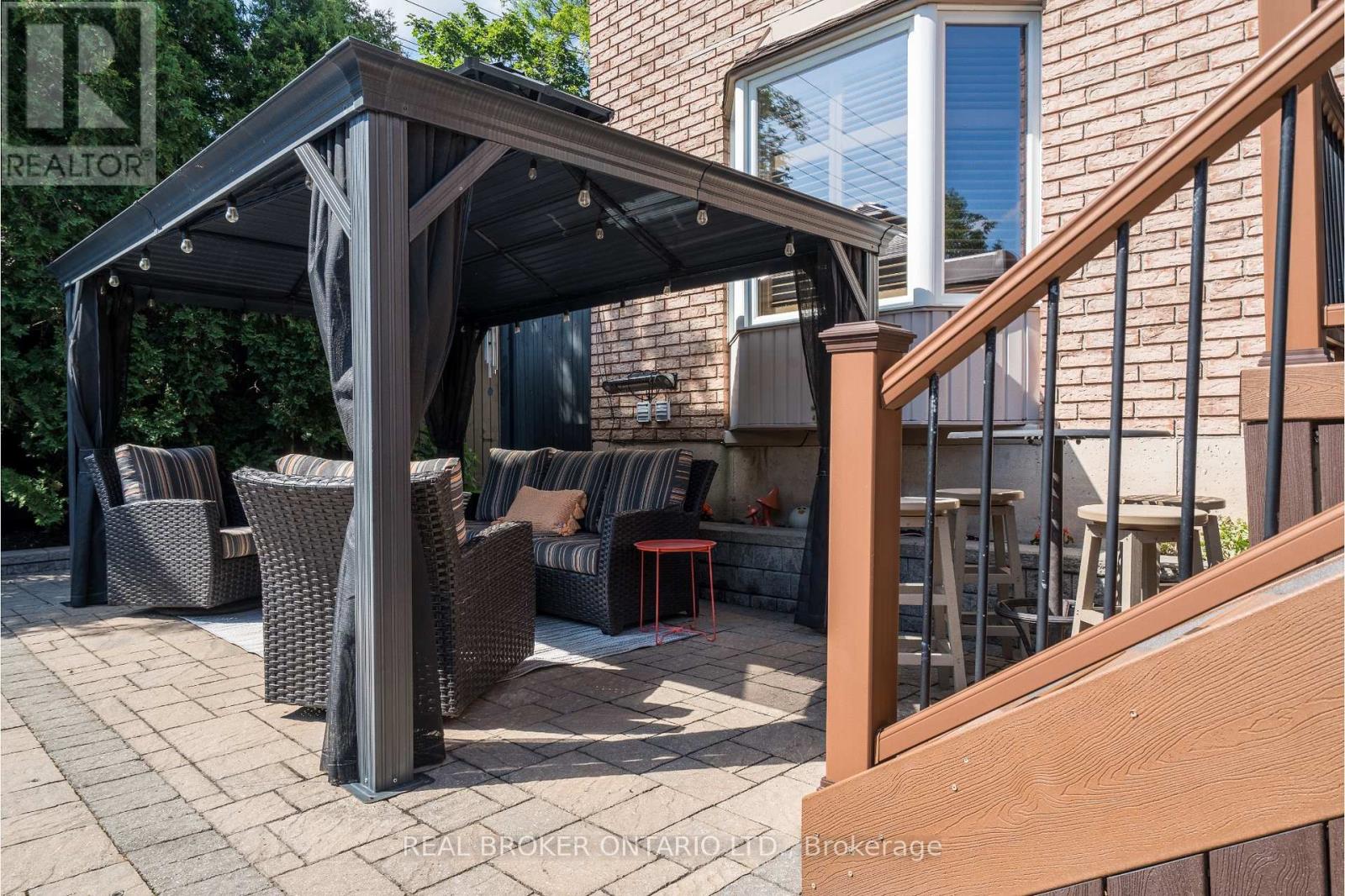 2423 Valley Heights Crescent, Oakville, Ontario  L6H 6X2 - Photo 47 - W13437264