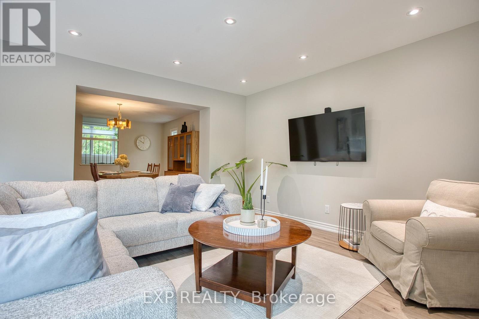 1340 Monmouth Drive, Burlington, Ontario  L7P 3J6 - Photo 15 - W13437302