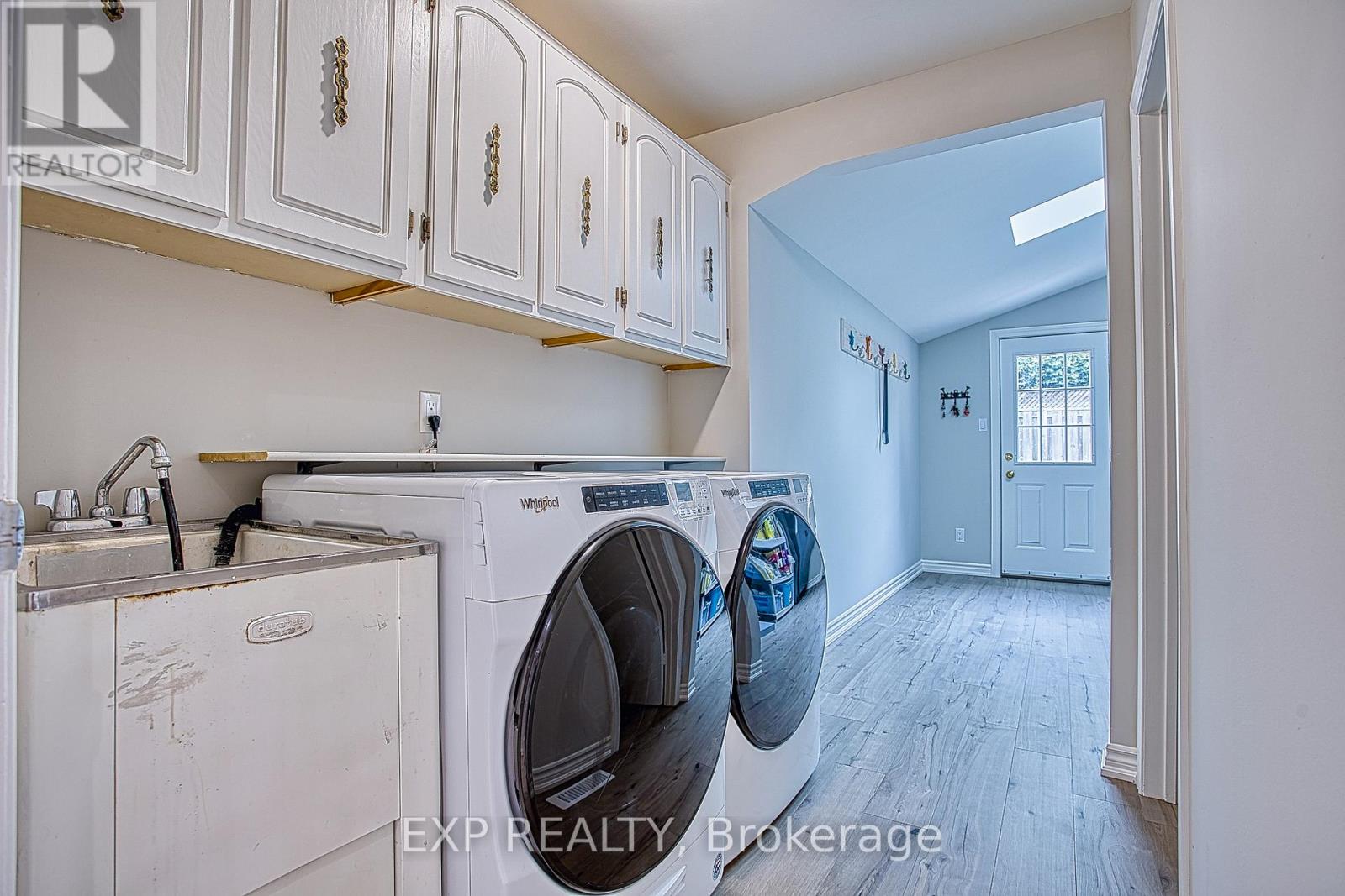 1340 Monmouth Drive, Burlington, Ontario  L7P 3J6 - Photo 25 - W13437302