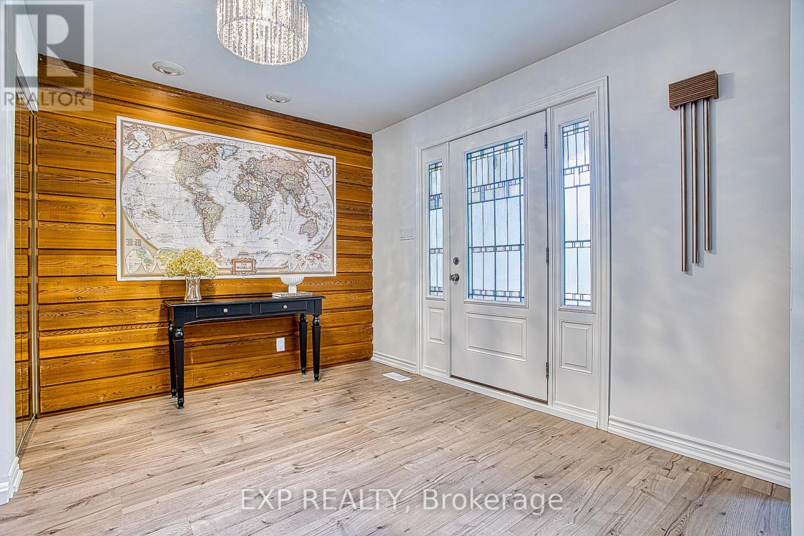 1340 Monmouth Drive, Burlington, Ontario  L7P 3J6 - Photo 6 - W13437302
