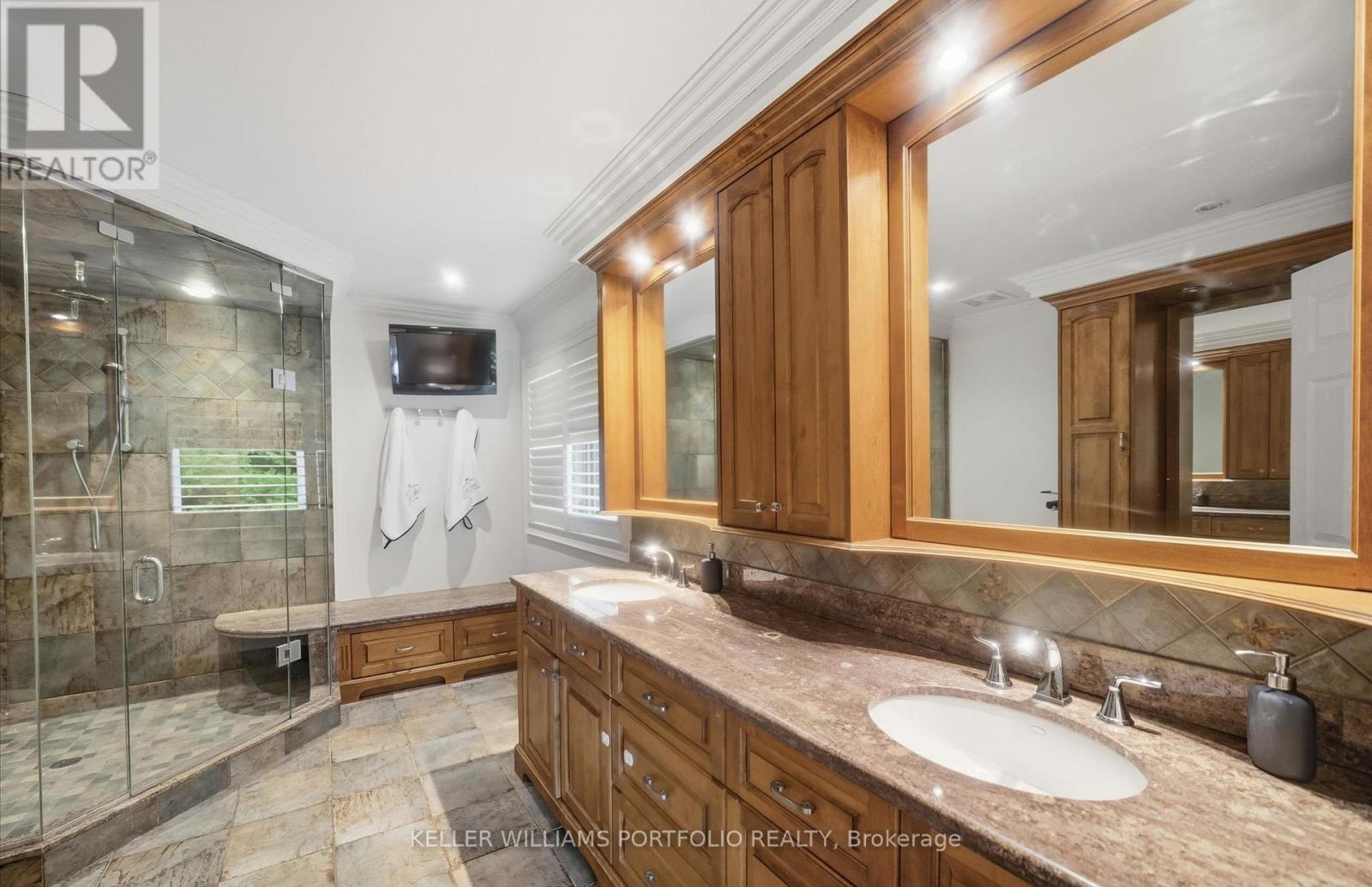 1175 Forest Trail Place, Oakville, Ontario  L6M 3H7 - Photo 20 - W13437402