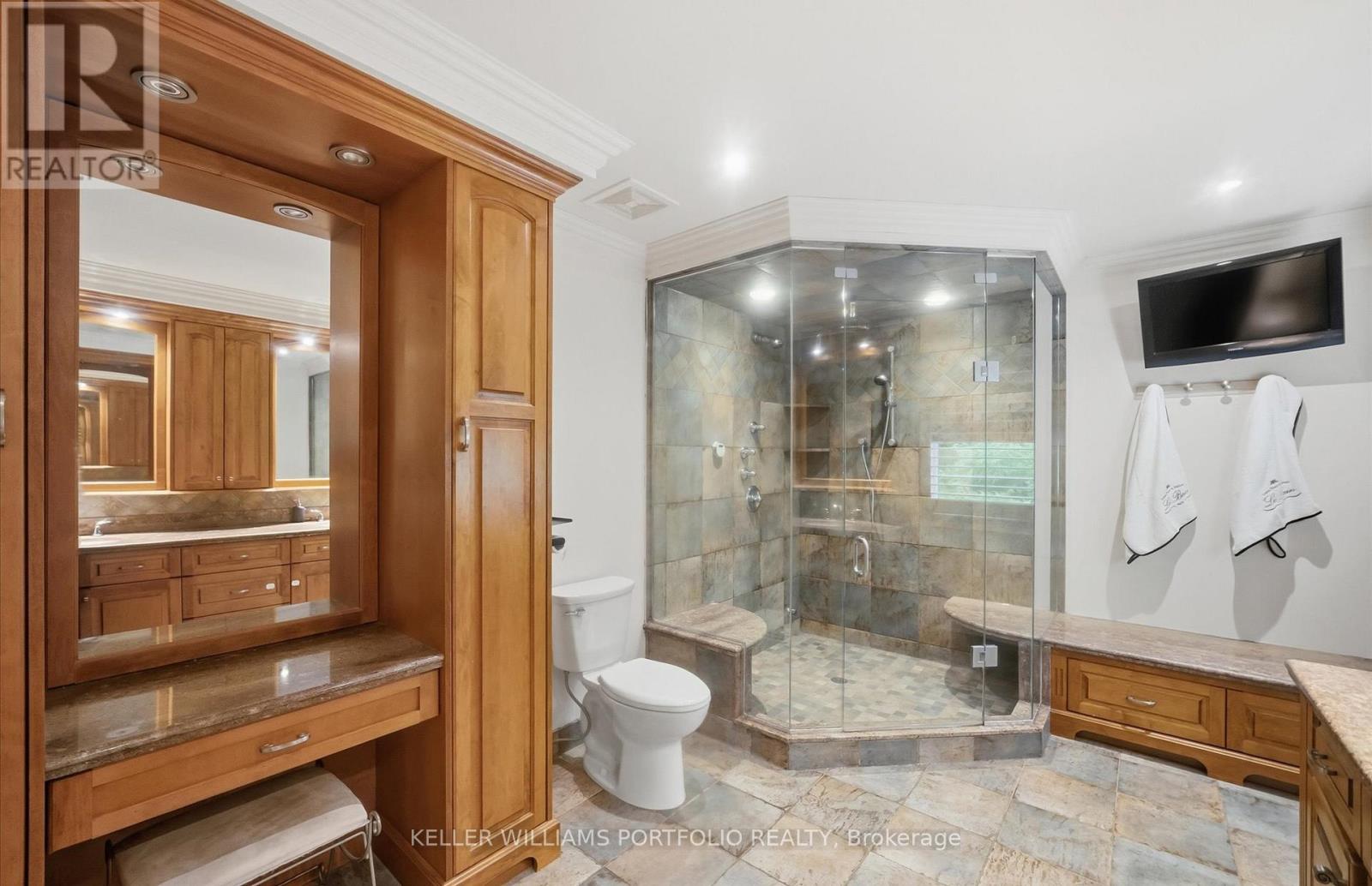 1175 Forest Trail Place, Oakville, Ontario  L6M 3H7 - Photo 21 - W13437402