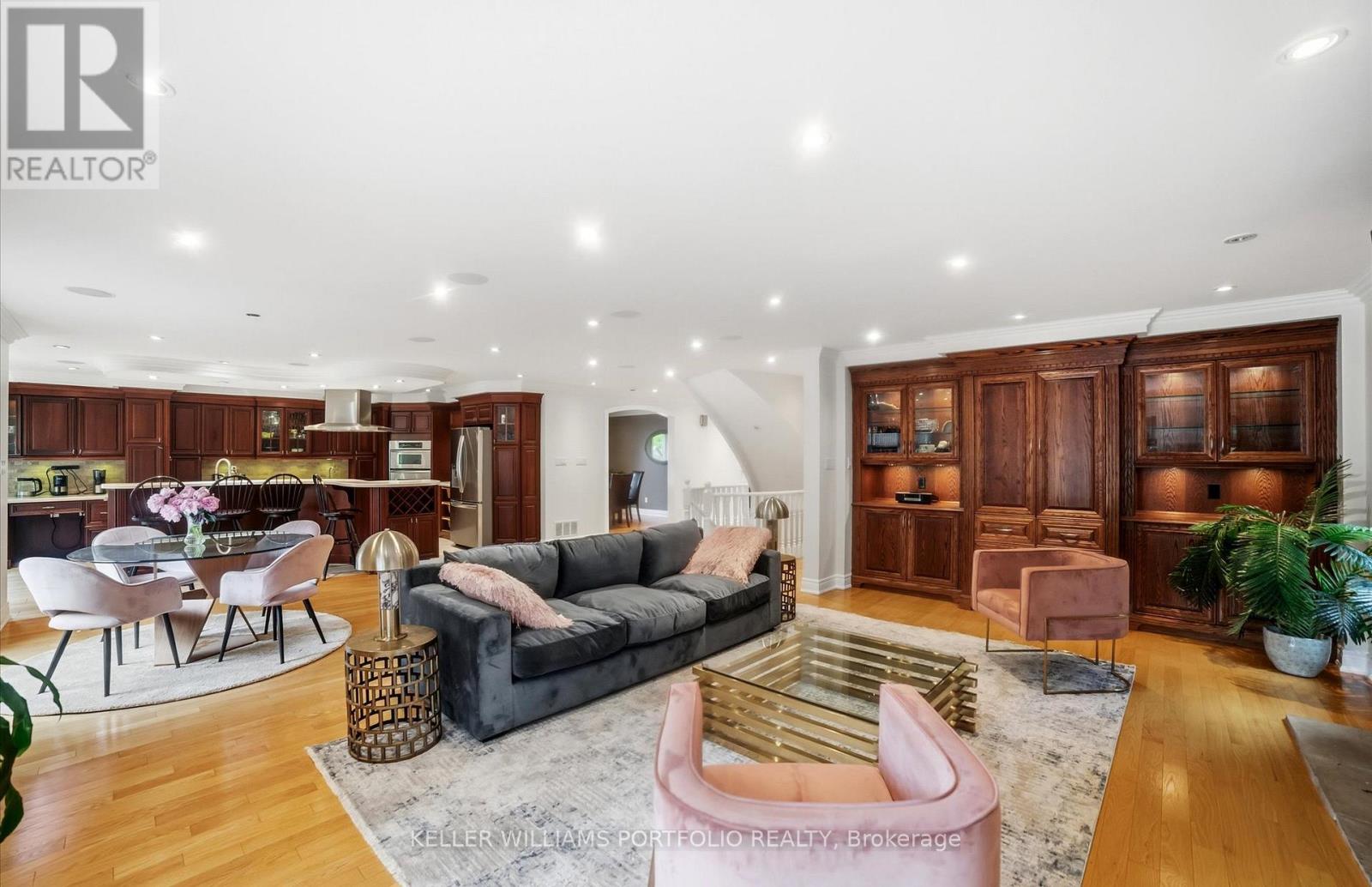 1175 Forest Trail Place, Oakville, Ontario  L6M 3H7 - Photo 6 - W13437402
