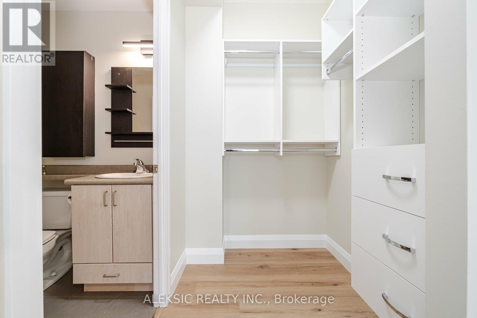 2514 - 223 Webb Drive, Mississauga, Ontario  L5B 0E8 - Photo 25 - W13437404