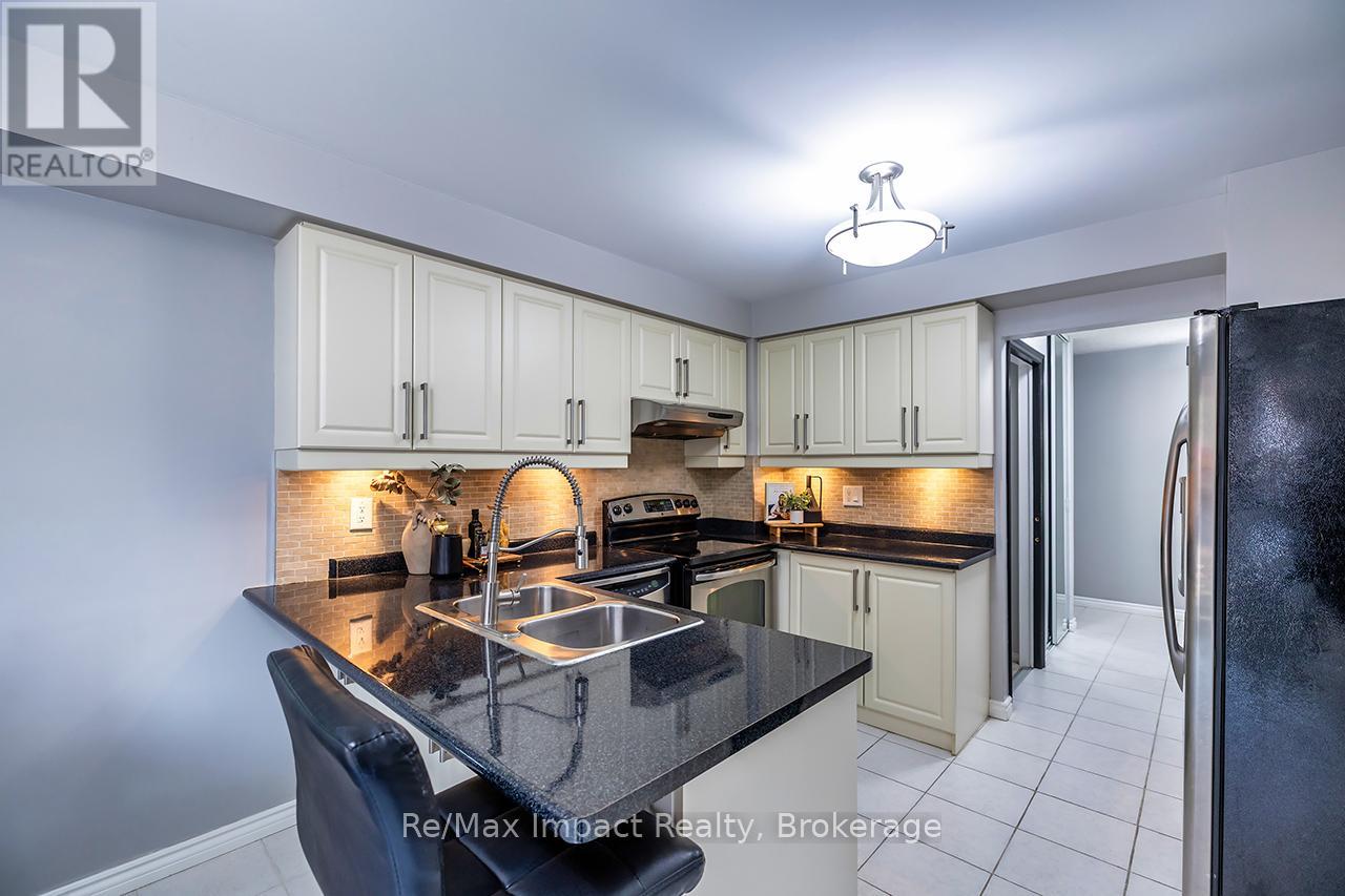 53 Sable Crescent W, Whitby, Ontario  L1R 1Y5 - Photo 13 - E13437514