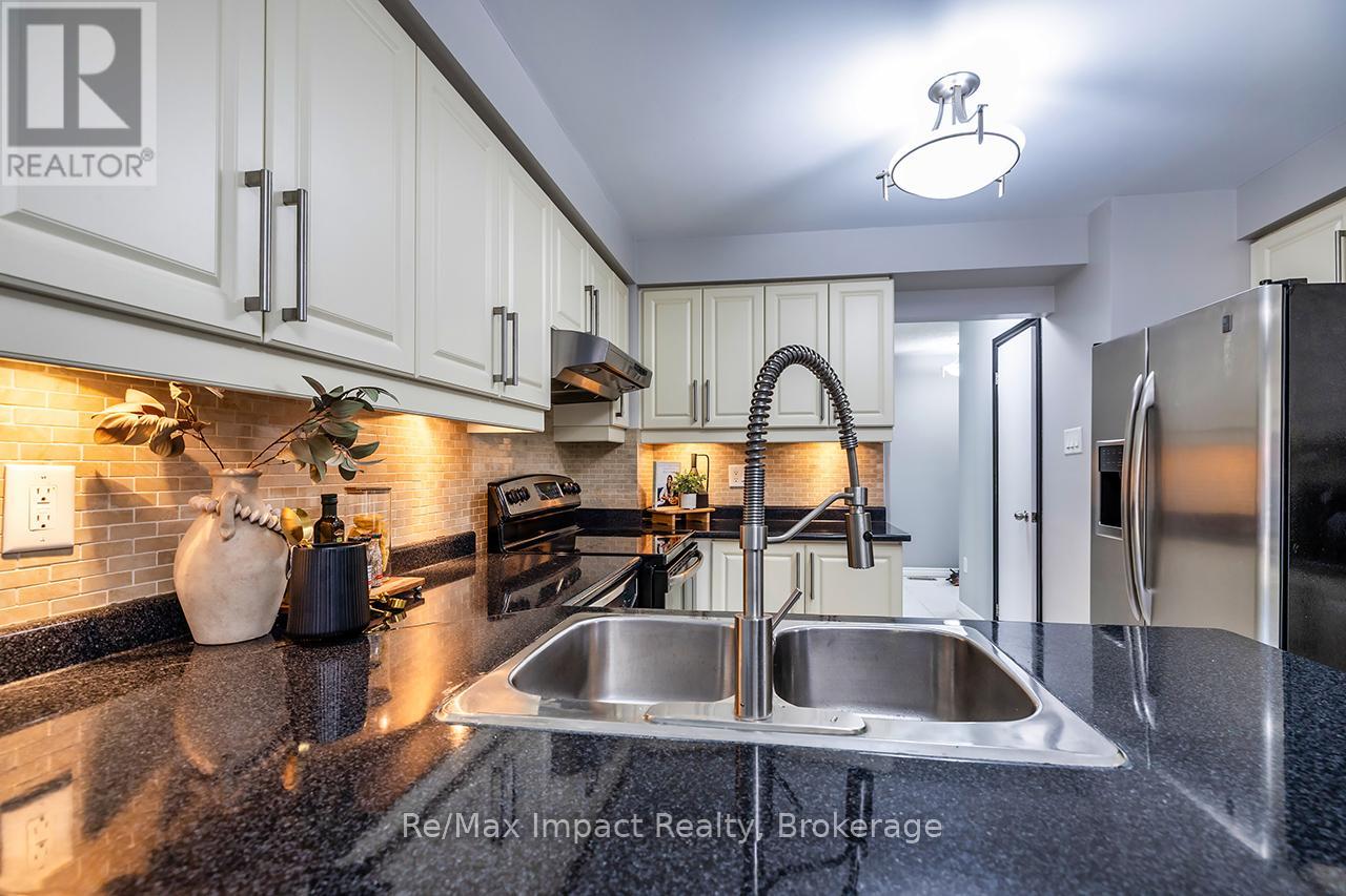 53 Sable Crescent W, Whitby, Ontario  L1R 1Y5 - Photo 14 - E13437514