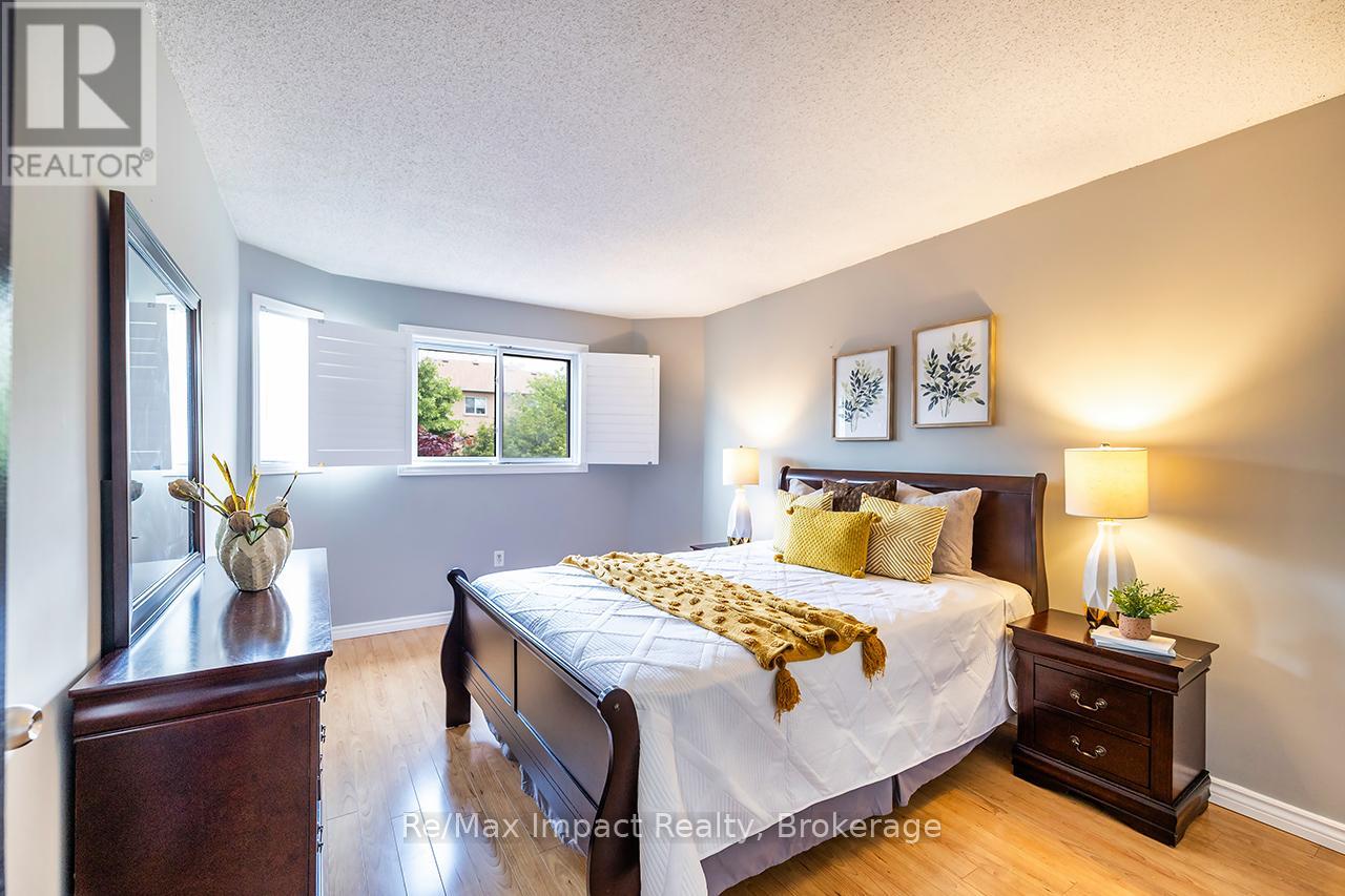 53 Sable Crescent W, Whitby, Ontario  L1R 1Y5 - Photo 16 - E13437514
