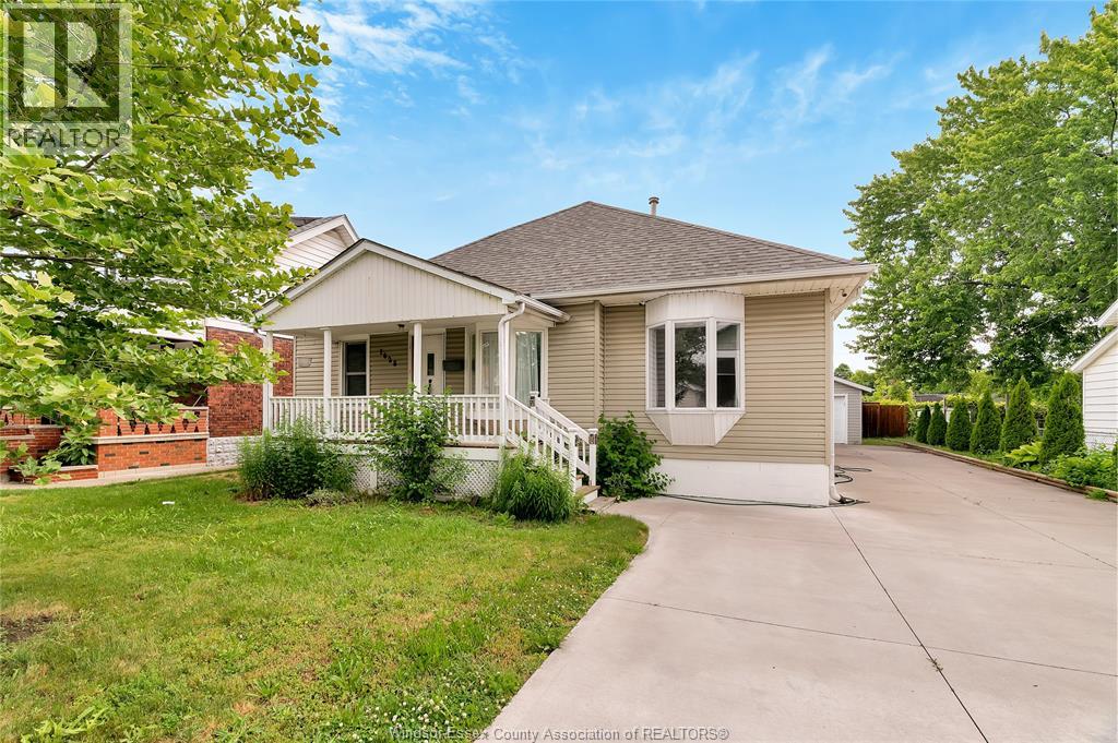1628 MOY AVENUE, Windsor, Ontario