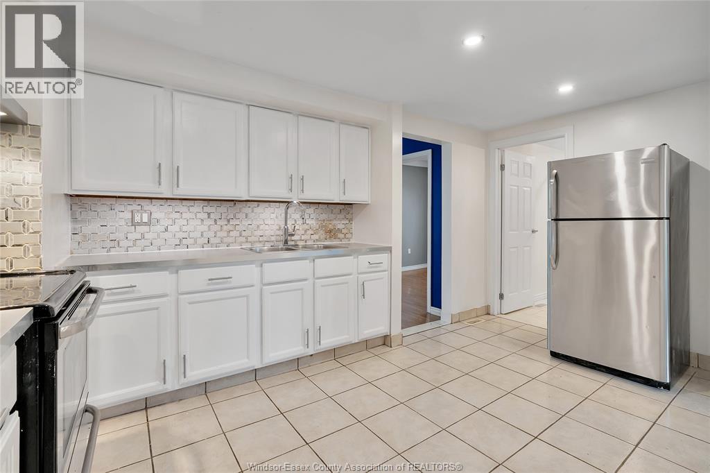 1628 Moy Avenue, Windsor, Ontario  N8X 3J8 - Photo 10 - 26012705