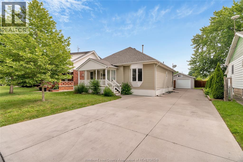 1628 Moy Avenue, Windsor, Ontario  N8X 3J8 - Photo 2 - 26012705
