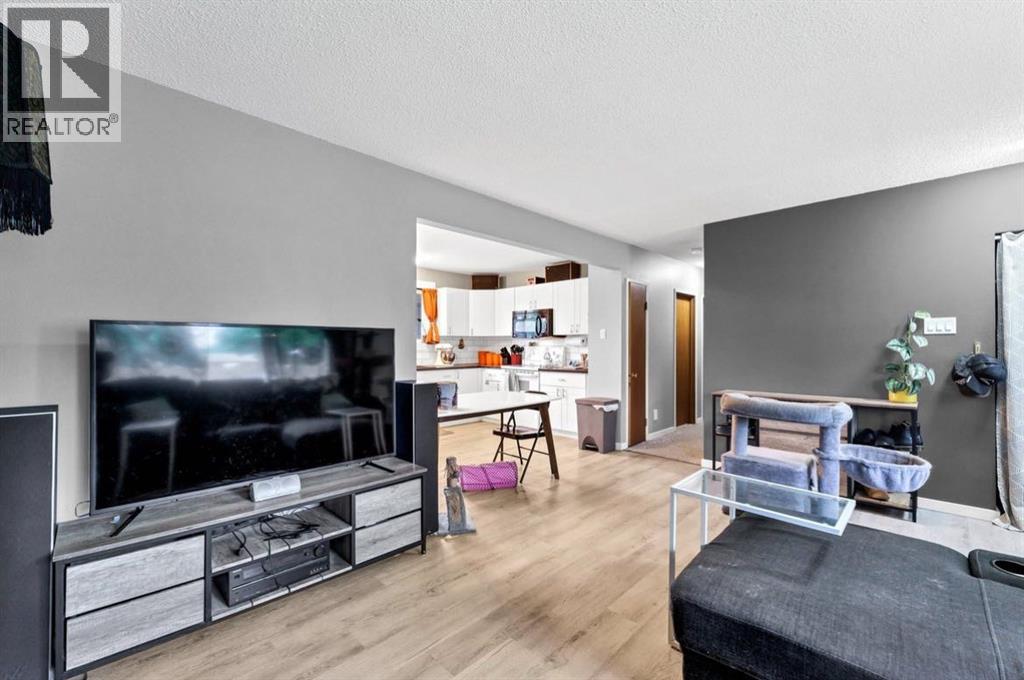 794 Black Boulevard NW, Medicine Hat, Alberta T1A 7B4 - Photo 16 - A2314804