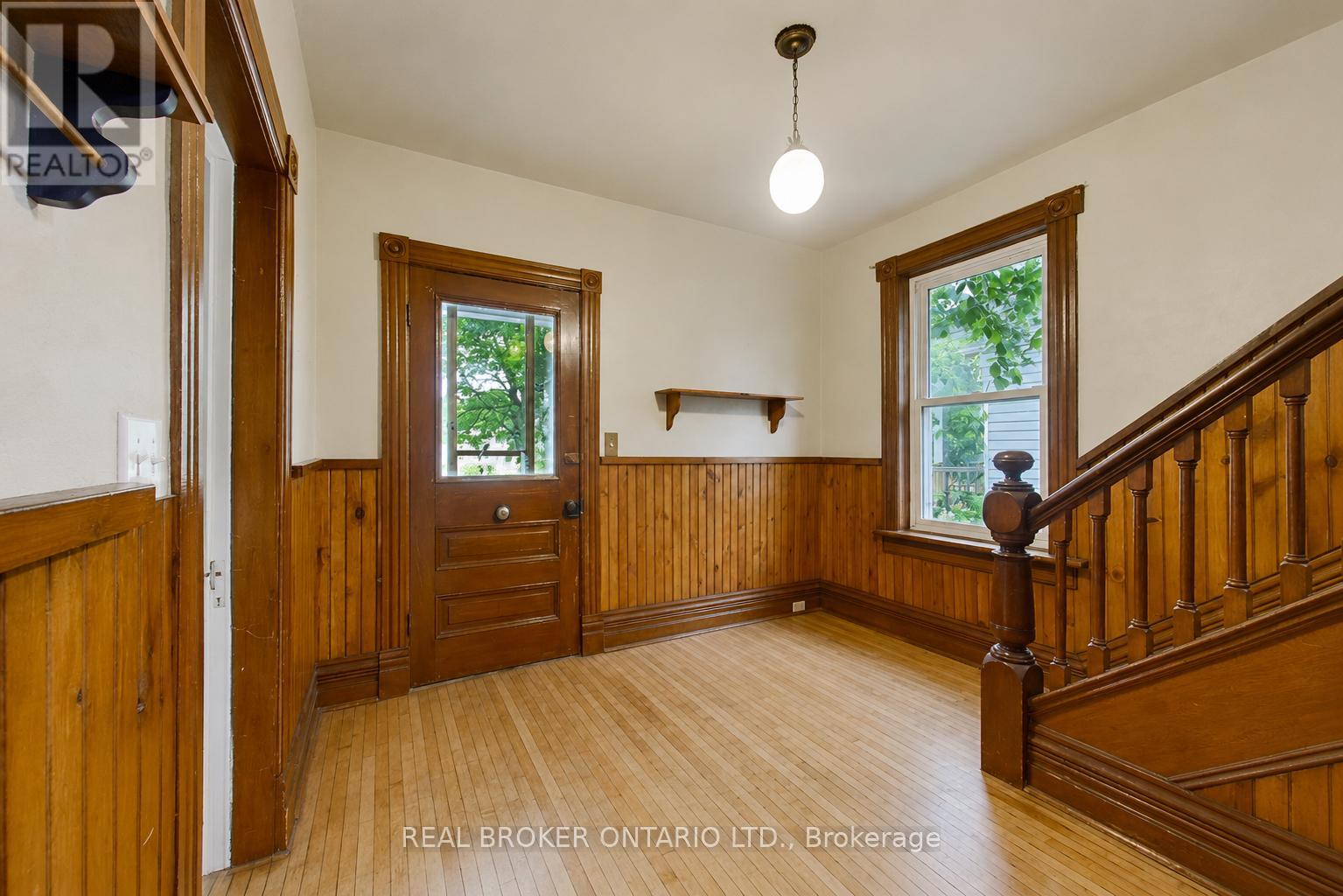 104 Isla Street, Grey Highlands, Ontario  N0C 1H0 - Photo 3 - X13437248